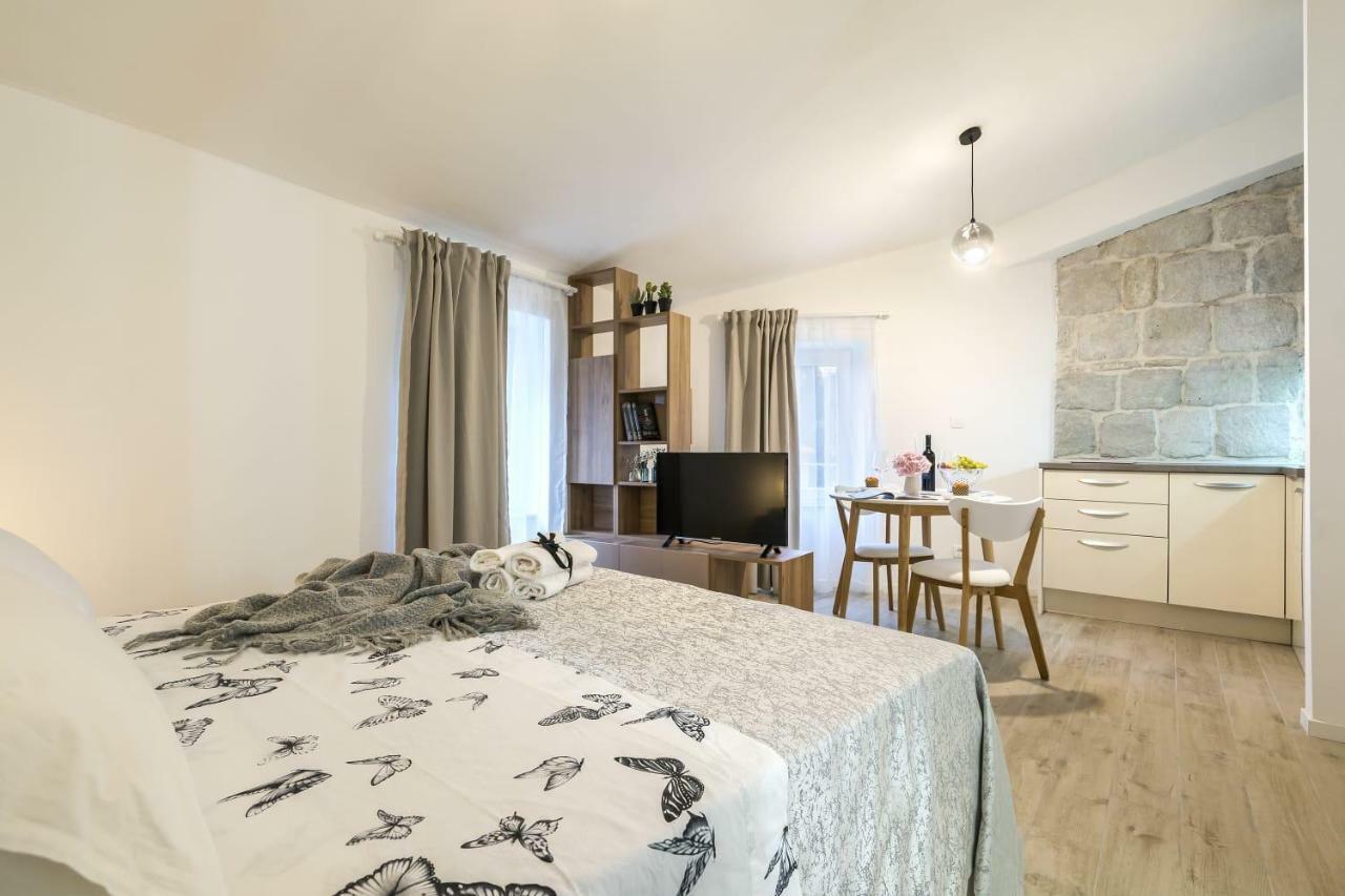 Studio Apartments Petar In Old Part Of Town Split Exteriér fotografie