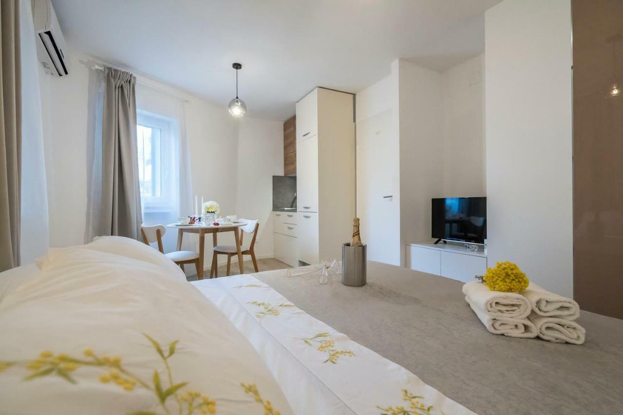 Studio Apartments Petar In Old Part Of Town Split Exteriér fotografie